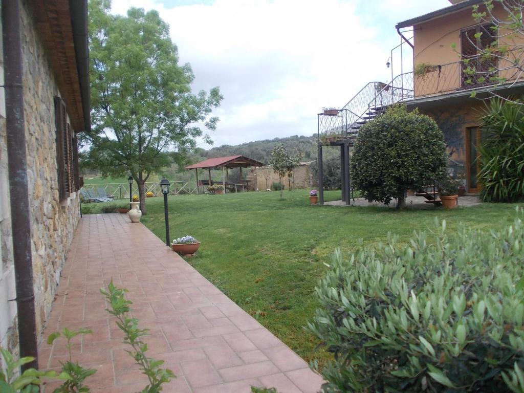 Agriturismo La Valle Degli Ulivi Semproniano Eksteriør bilde