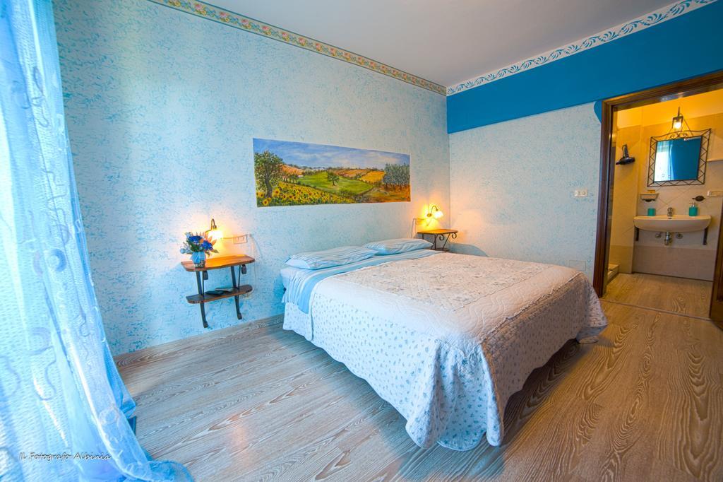 Agriturismo La Valle Degli Ulivi Semproniano Eksteriør bilde
