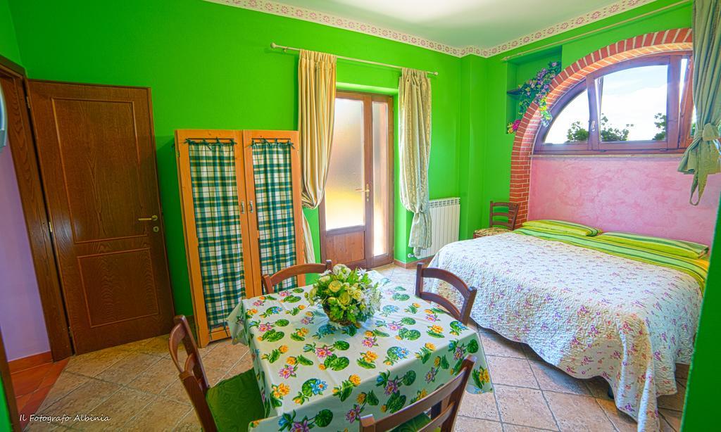 Agriturismo La Valle Degli Ulivi Semproniano Eksteriør bilde